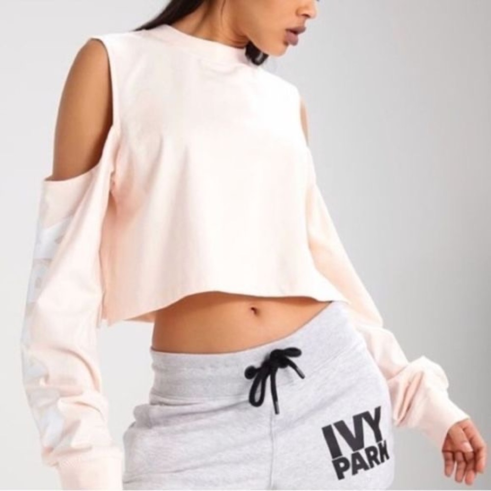 Ivy Park Long Sleeve Crop Top Medium Cold Shoulder Blush Pink Logo